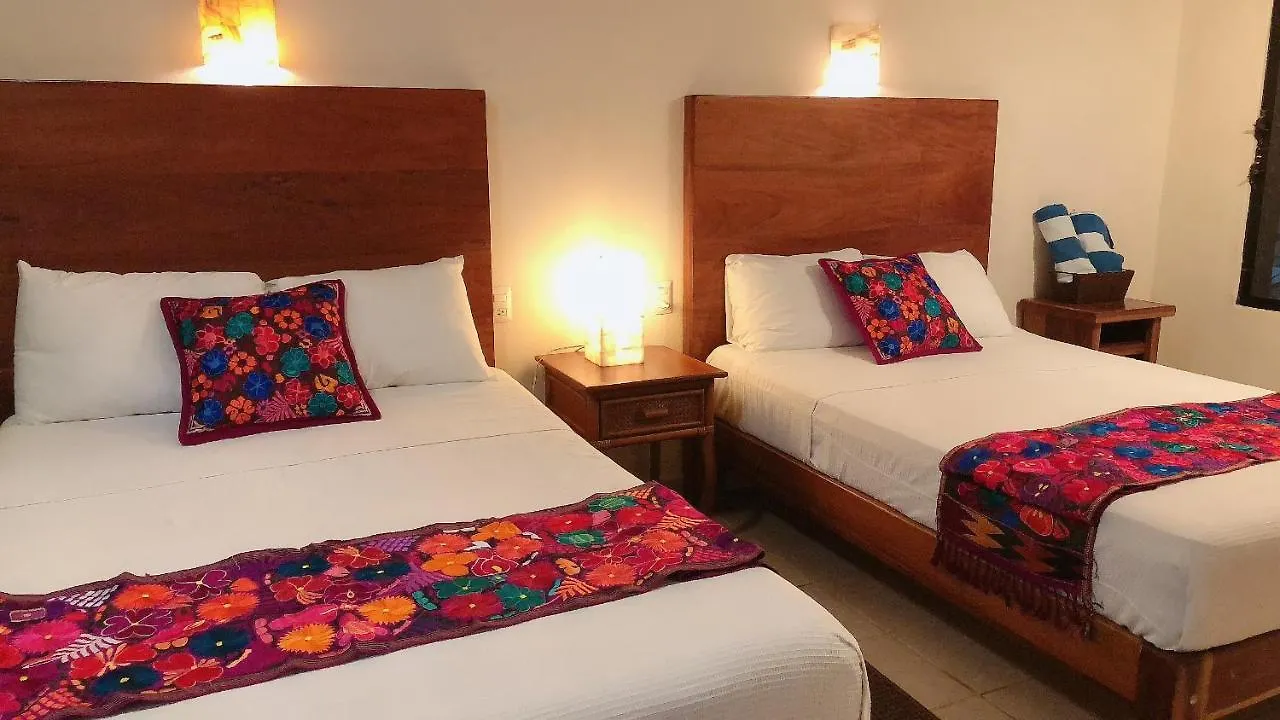 El Roble Nature Hotel & Lagoon Bacalar Mexico